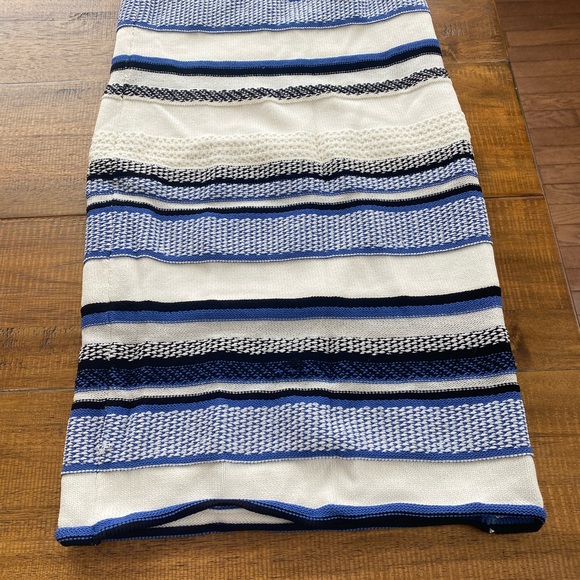 Bebe blue black and white midi skirt size s - Picture 6 of 6